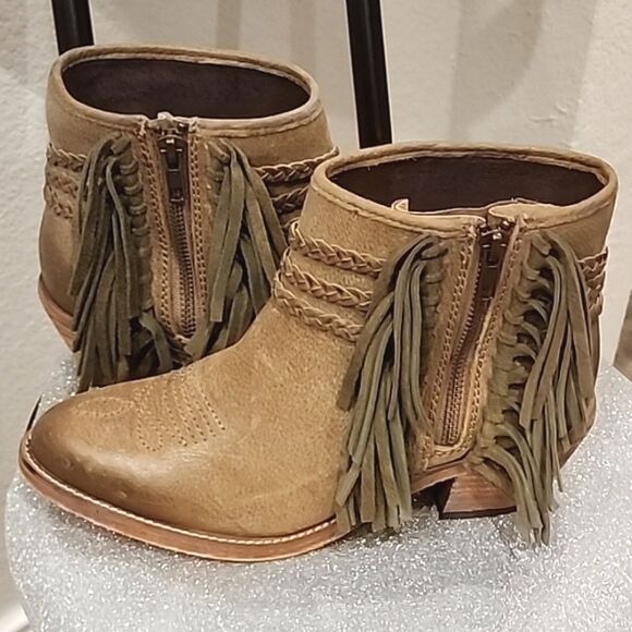 Circle G Shortie w/Side Fringe Boot - Picture 6 of 8